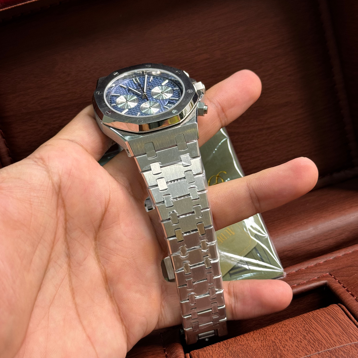 AUDEMARS PIGUET ROYAL OAK BLUE DIAL WHITE CHRONOGRAPH