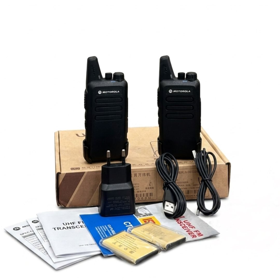 MOTOROLA C1 SLIM WALKIE TALKIE - PAIR