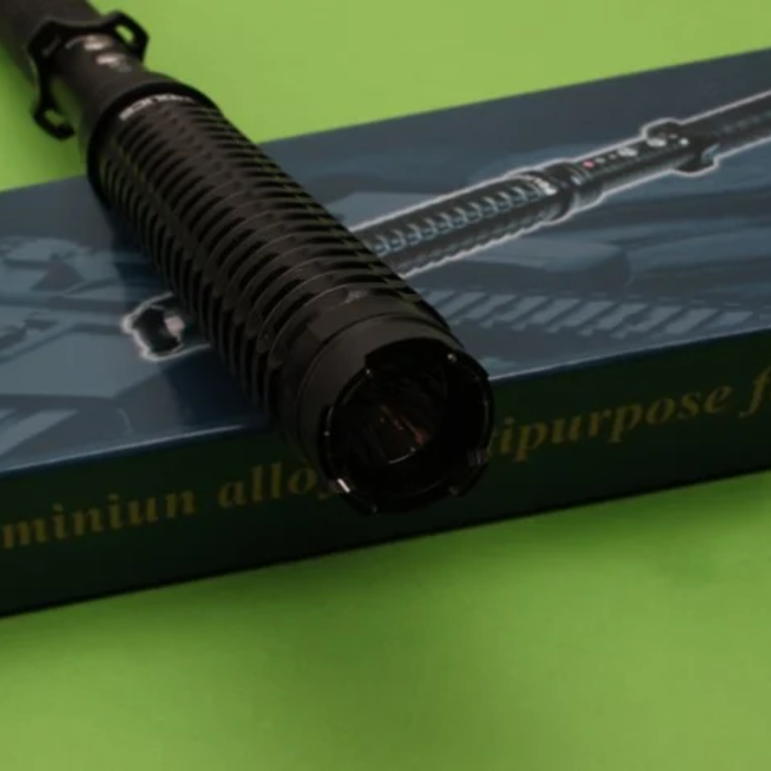 X10 Stun gun + Torch Tacticalhub